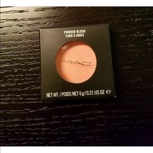 New inbox Mac powder blush